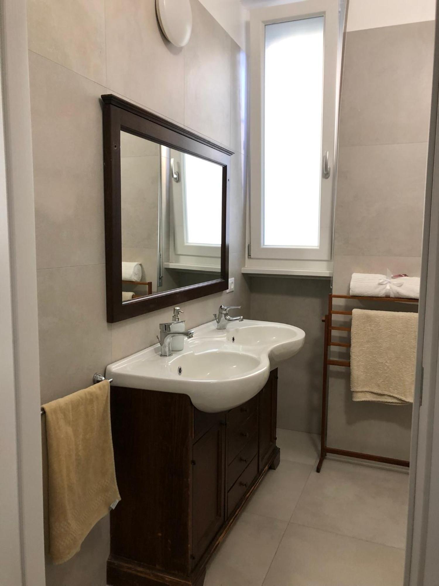 Appartamento Bilocale In Bande Nere-Metro Rossa Duomo Milano Esterno foto